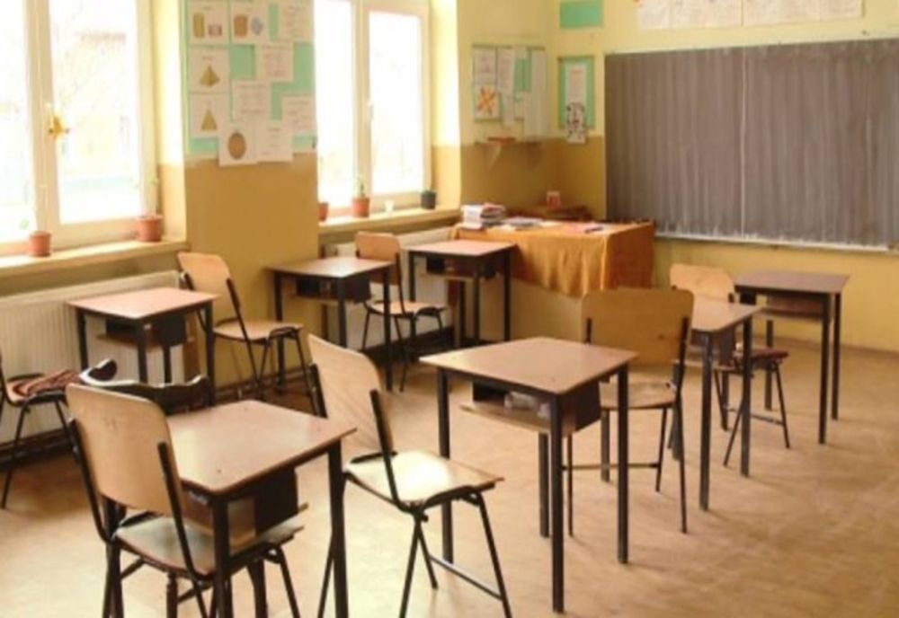 Două cazuri de gripă confirmate şi şapte suspiciuni, la o şcoală din Slatina. Cursurile, supendate parţia