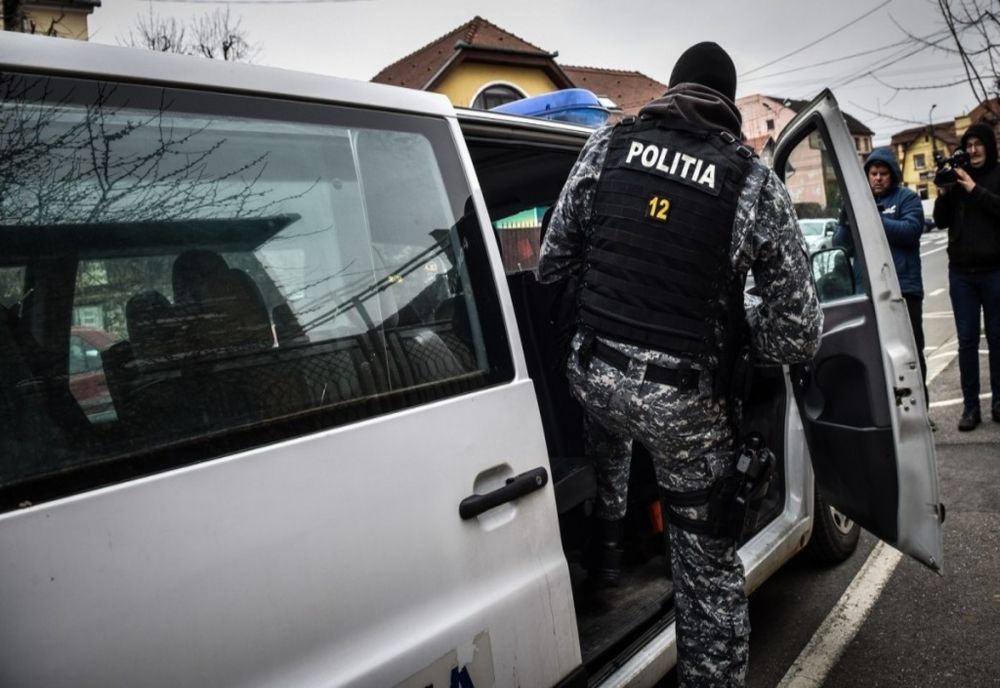 Procurorii DIICOT Olt au destructurat o grupare care a produs o evazuune fiscală de peste şapte milioane lei