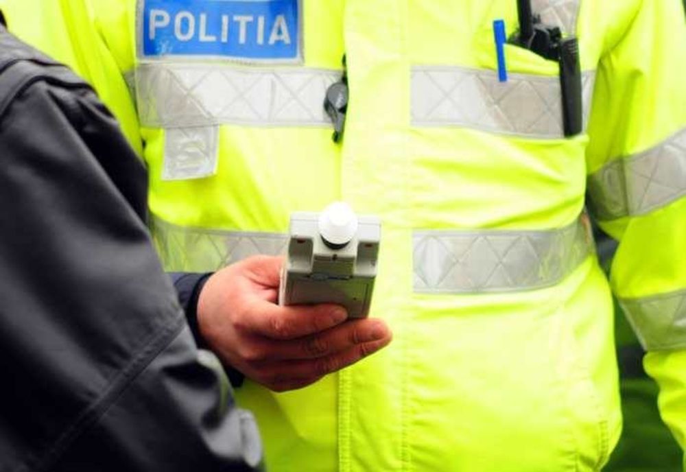 Dosare penale pentru mai mulţi şoferi din Olt, depistaţi băuţi la volan