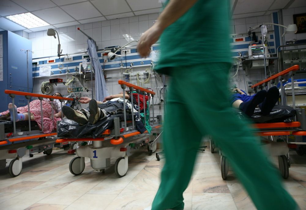 Olt: Un tânăr de doar 34 de ani, revenit recent din Anglia, mort după ce a fost infectat cu COVID-19