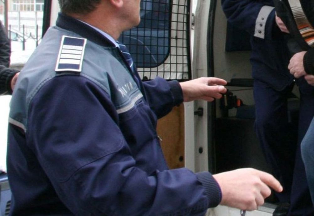 Minor din Caracal, reţinut după ce a furat bani de la o sală de jocuri de noroc