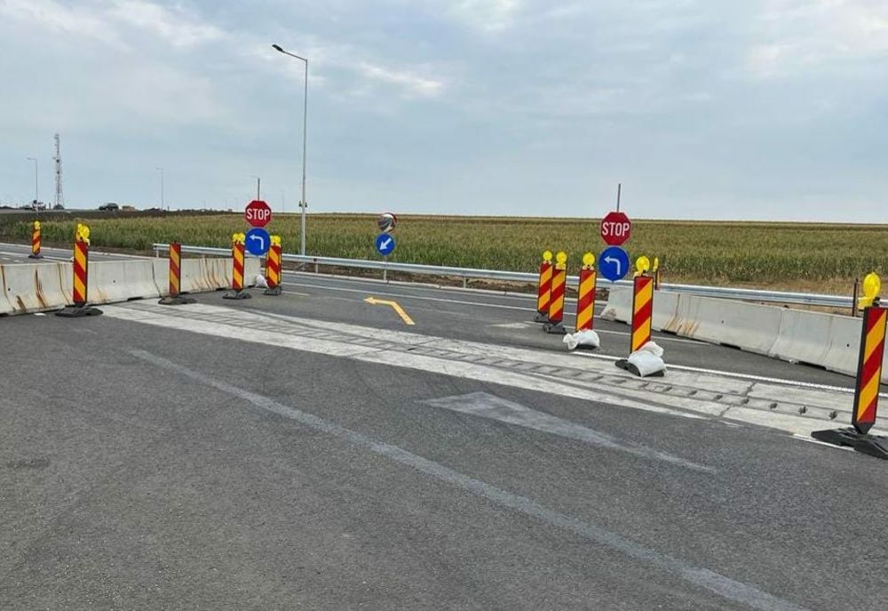 Poliţiştii, precizări pentru şoferii care circulă pe noul tronson al Drumului Expres. Ce regulă trebuie respectată la nodul rutier de la Valea Mare