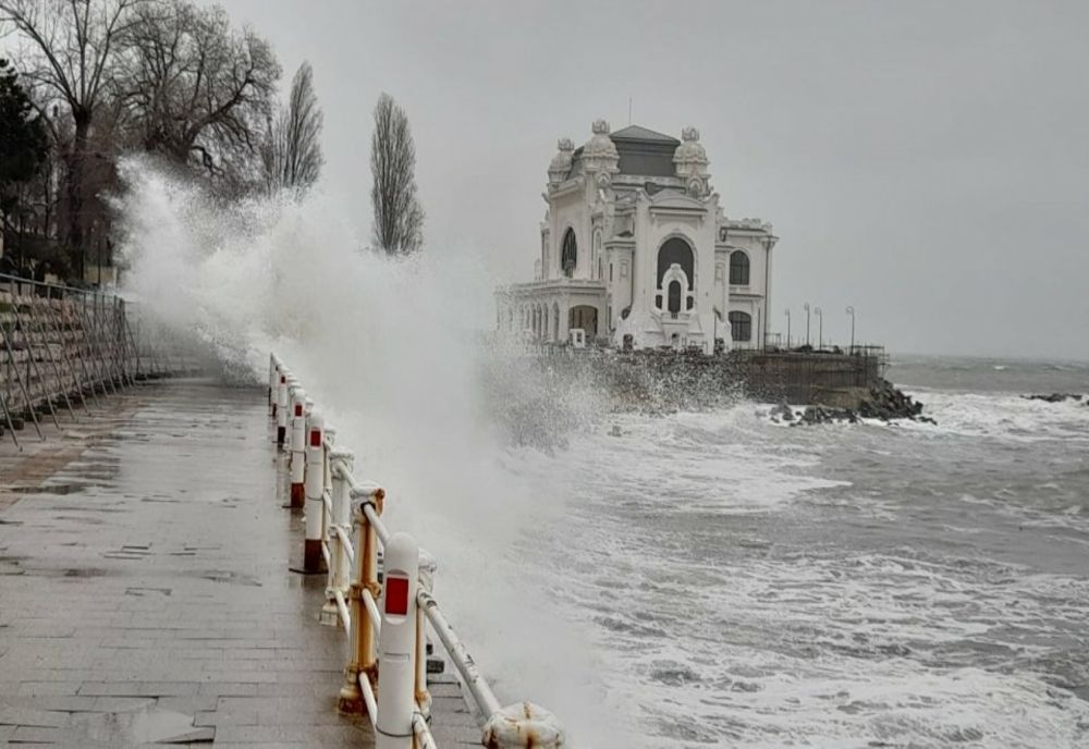 VIDEO FURTUNA DE PE LITORALUL MĂRII NEGRE ÎN IMAGINI