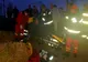 Salvată de pompieri după ce a căzut într-o fântână adâncă de șase metri - VIDEO