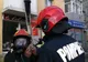 Incendiu într-un bloc din Slatina. Zeci de persoane, printre care şi copii, evacuate - VIDEO