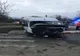 VIDEO | Microbuz implicat într-un accident rutier, în judeţul Olt. 10 persoane, la spital